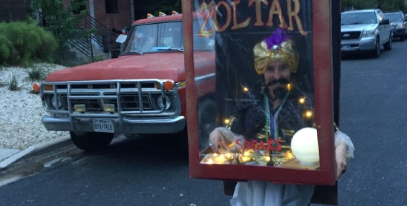 Lorrie Salome dressed as Zoltar